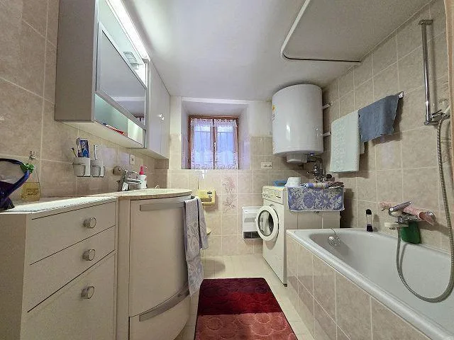 4-Zi.-Wohnung, Terrasse, Garten sehr sonnige, ruhige Aussichtslage/... – Foto 14 von 30