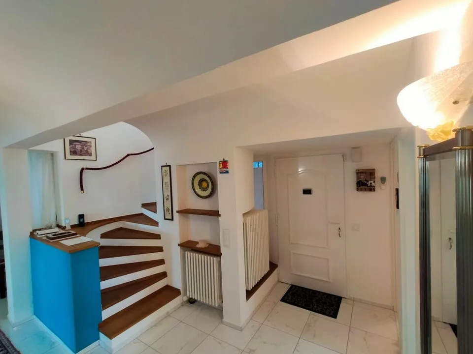 7 1/2-Zimmer-Duplex-Dachwohnung an sehr ruhiger, sonniger Panoramaa... – Foto 9 von 19