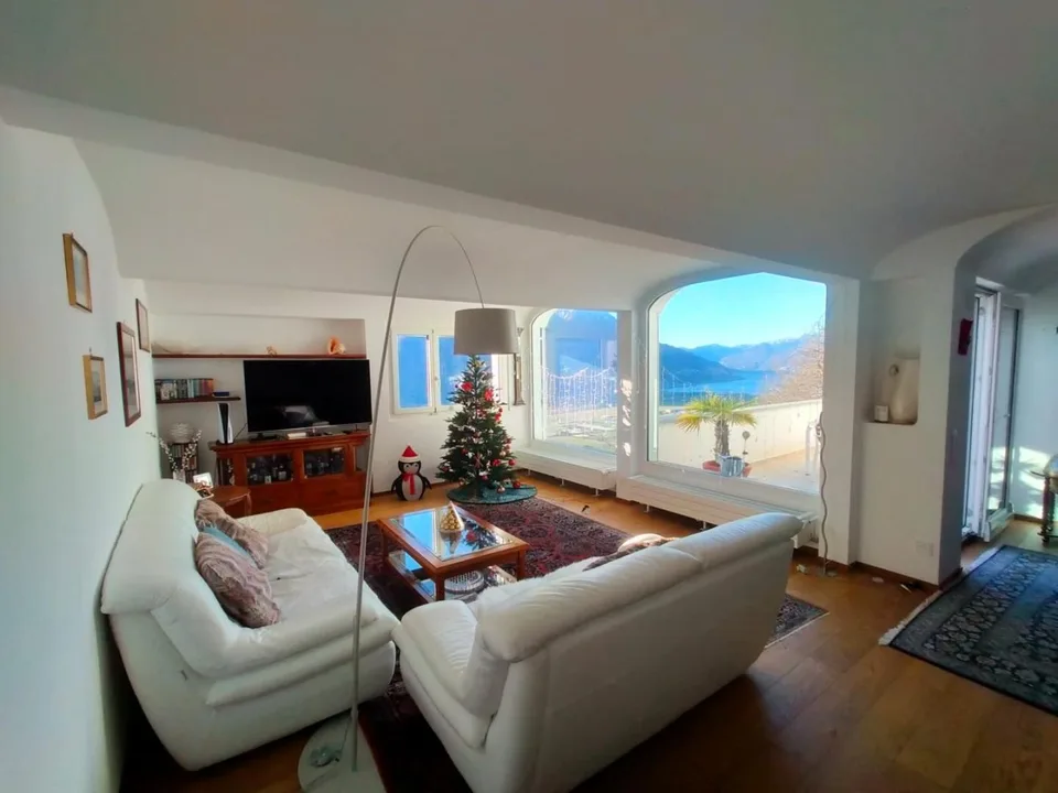 7 1/2-Zimmer-Duplex-Dachwohnung an sehr ruhiger, sonniger Panoramaa...