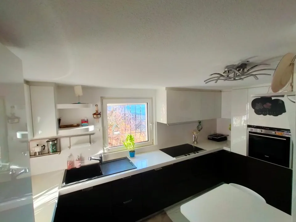 7 1/2-Zimmer-Duplex-Dachwohnung an sehr ruhiger, sonniger Panoramaa... – Foto 6 von 19