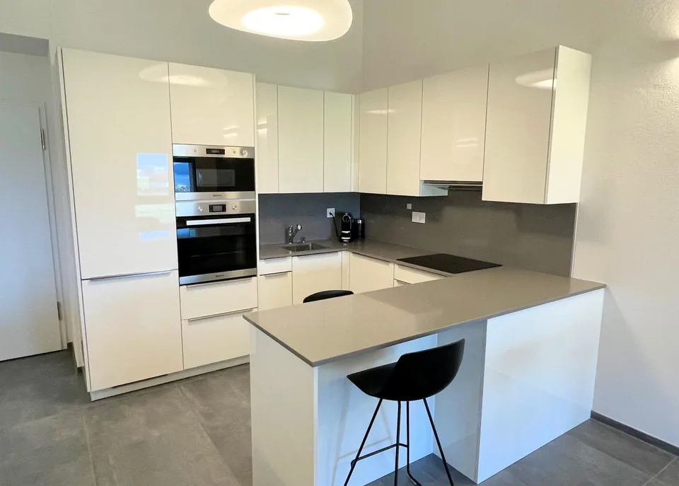 Appartamento all'ultimo piano + grande locale hobby-ufficio – Foto 7 von 13