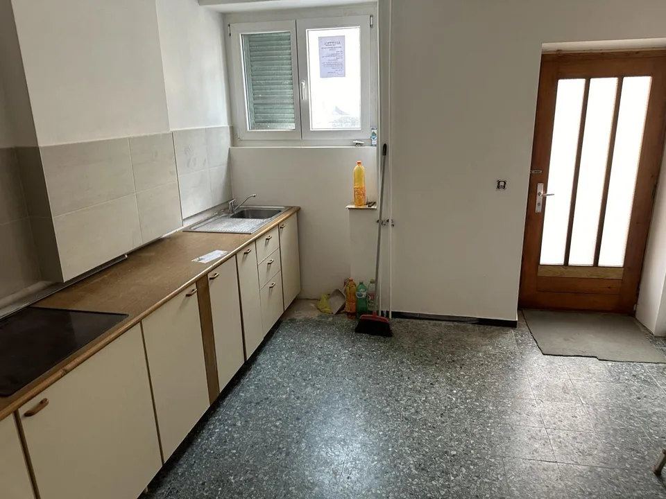 3 1/2-Zimmer-Dorfhaus mit kleinem Sitzplatz an sehr ruhiger, sonnig...