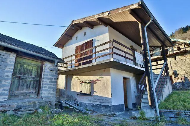 3-Zimmer-Haus mit Rustico zum Ausbauen an sehr sonniger, ruhiger Au... – foto 25 di 29