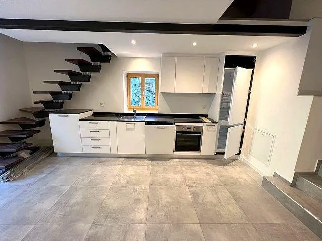 Studio im EG eines 4-Familienhauses / monolocale in una casa di 4 a...