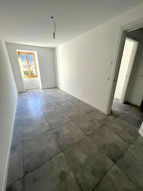 Studio im EG eines 4-Familienhauses / monolocale in una casa di 4 a... – photo 7 sur 30