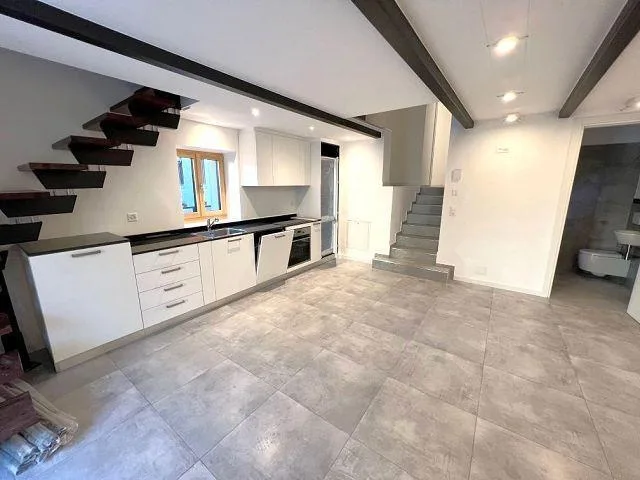 Studio im EG eines 4-Familienhauses / monolocale in una casa di 4 a...