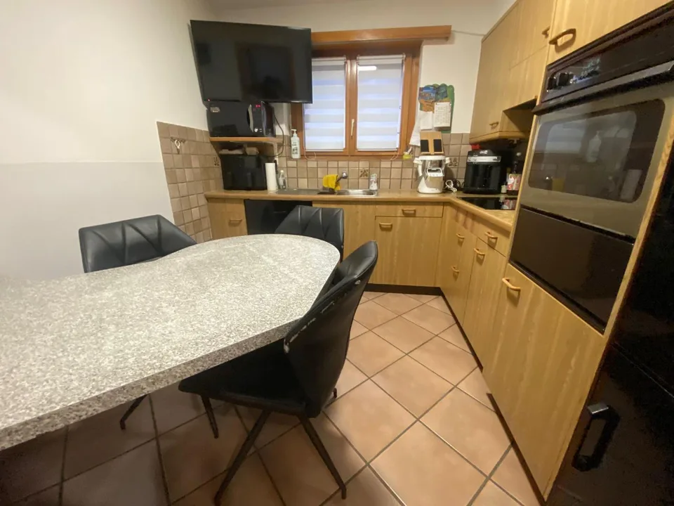 7 1/2 Zimmer-Einfamilienhaus mit Schwimmbad / casa di 7 1/2 locali ...