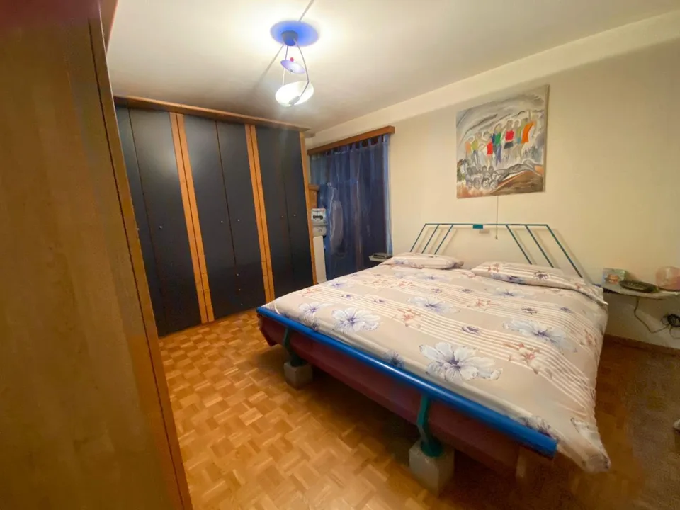 7 1/2 Zimmer-Einfamilienhaus mit Schwimmbad / casa di 7 1/2 locali ... – Foto 13 von 17