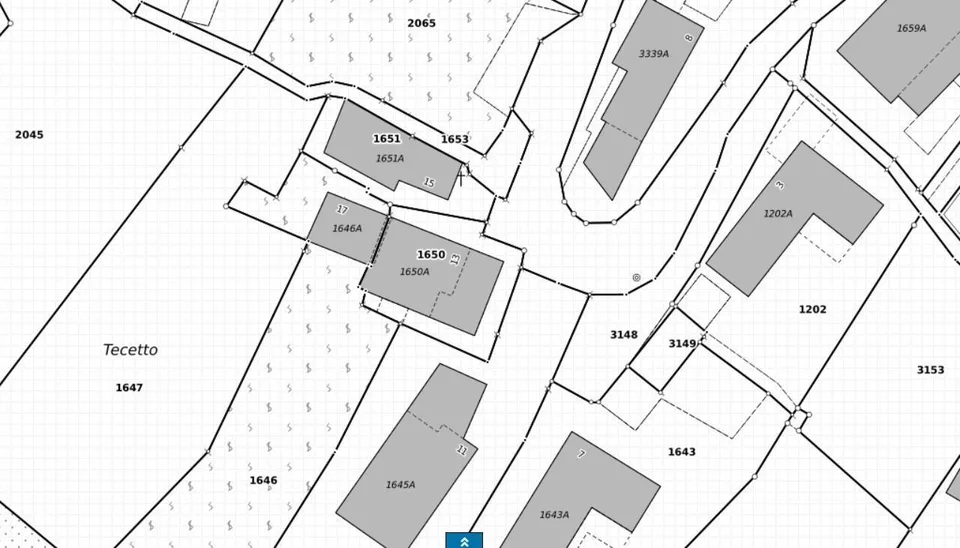 2 1/2-Zimmer-Dachgeschosswohnung mit Gartenanteil mit schöner Seesi... – Foto 16 von 17