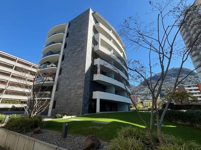 Appartamenti Moderni zona servitissima