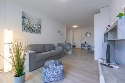 Appartamenti Moderni zona servitissima