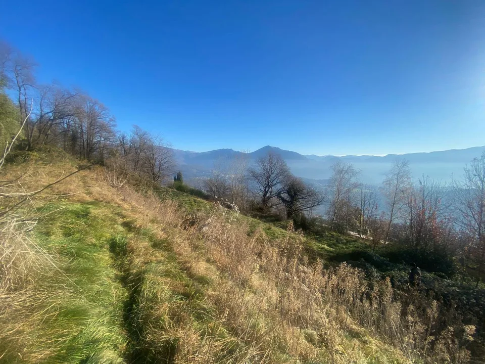 terreno edificabile 2141 m2 molto tranquilla, soleggiata con vista ... – Foto 7 von 12