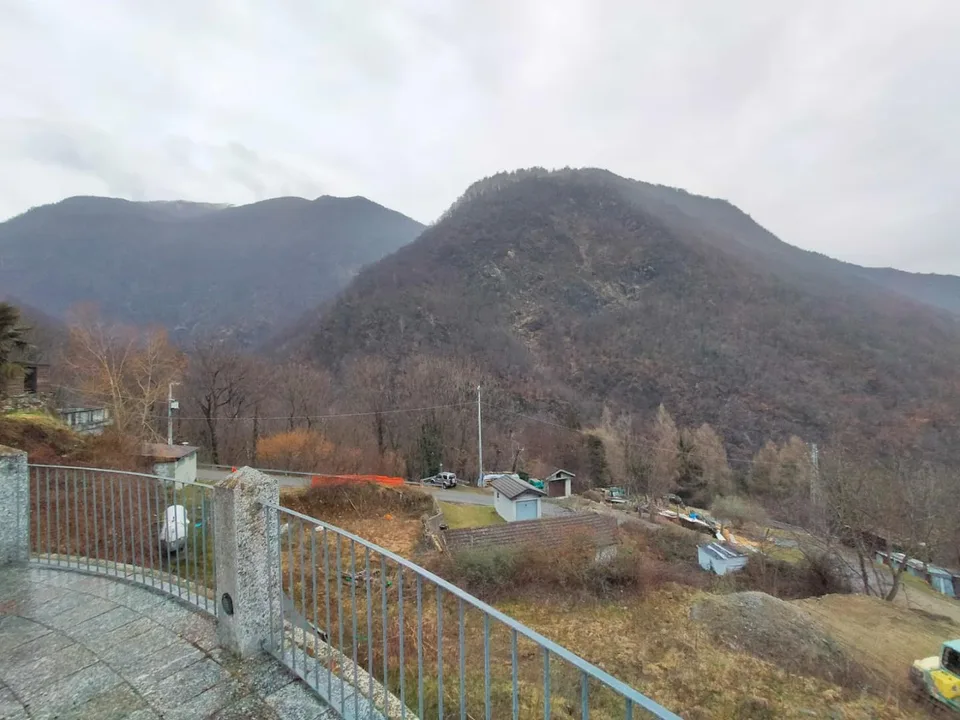 3-Zimmer-Haus zum Renovieren in Italien / casa di 3 1/2 locali in I... – foto 15 di 17