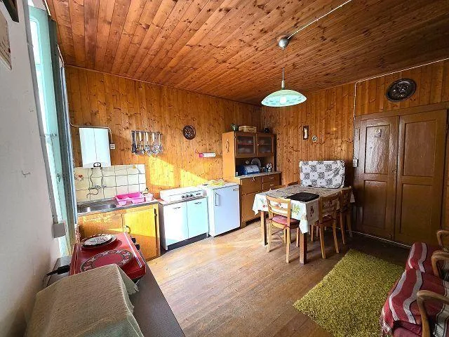Grande casa ticinese di 9 locali con terreno / grosses 9-Zimmer-Dor...
