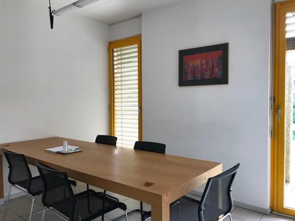 UFFICIO SPAZIOSO PIANO ATTICO CON VISTA APERTA