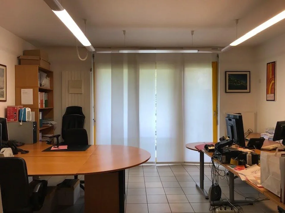 UFFICIO SPAZIOSO PIANO ATTICO CON VISTA APERTA
