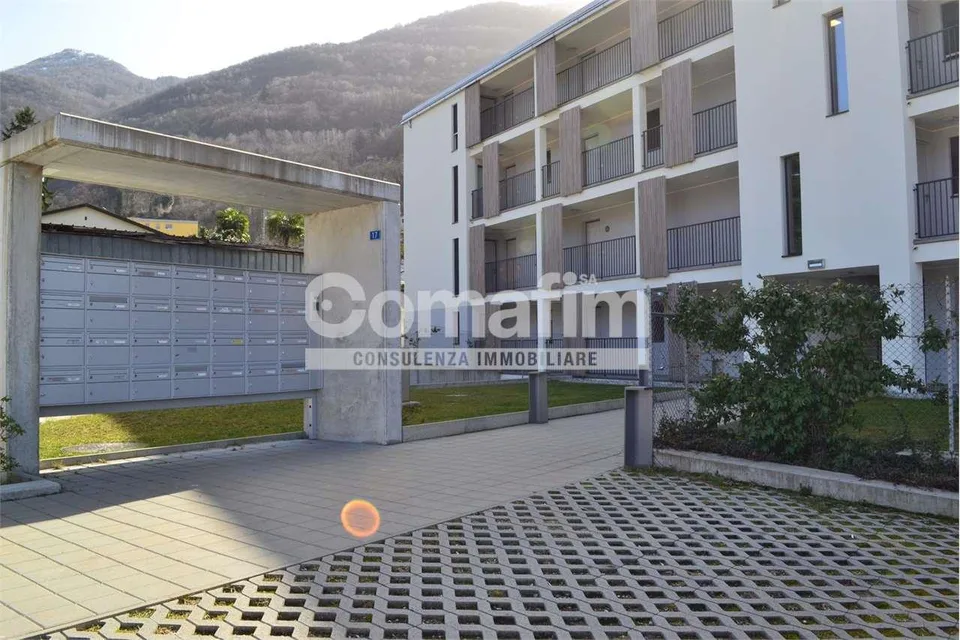 Appartamento 2.5 a Cadenazzo con balcone