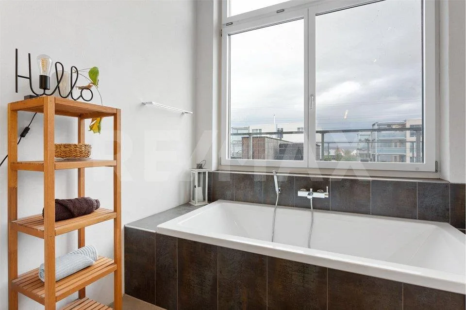 Wunderschönes Loft mit Blick auf den See – photo 13 of 13