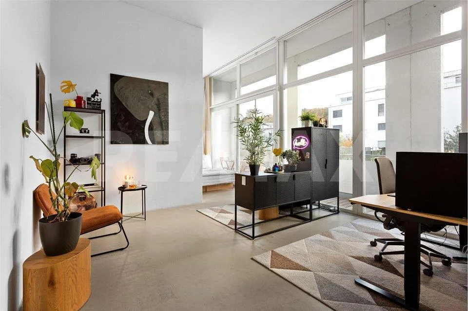 Wunderschönes Loft mit Blick auf den See – photo 9 of 13