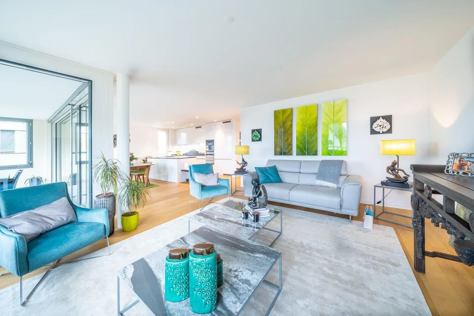 Exklusive Gartenwohnung mit Blick auf See- und Bergpanorama