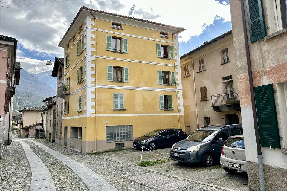 Palazzina con rendita molto interessante in vendita a Malvaglia – Foto 7 von 11