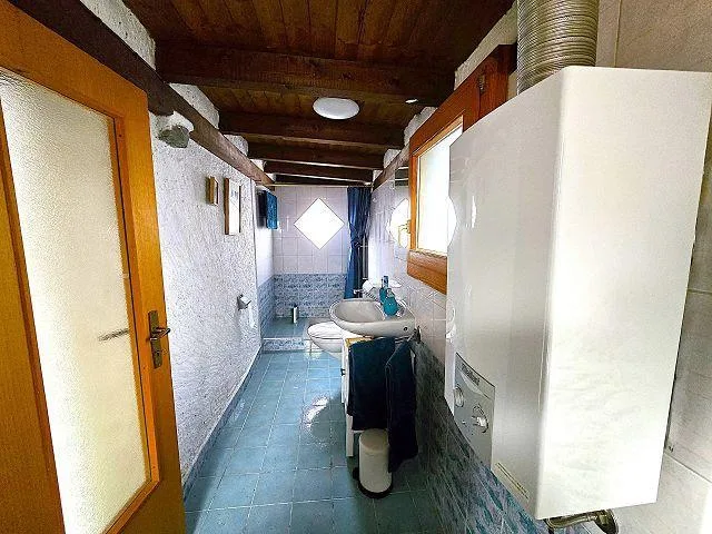 2 Rustici mit grossem Grundstück an sehr ruhiger, sonniger Aussicht... – Foto 8 von 30