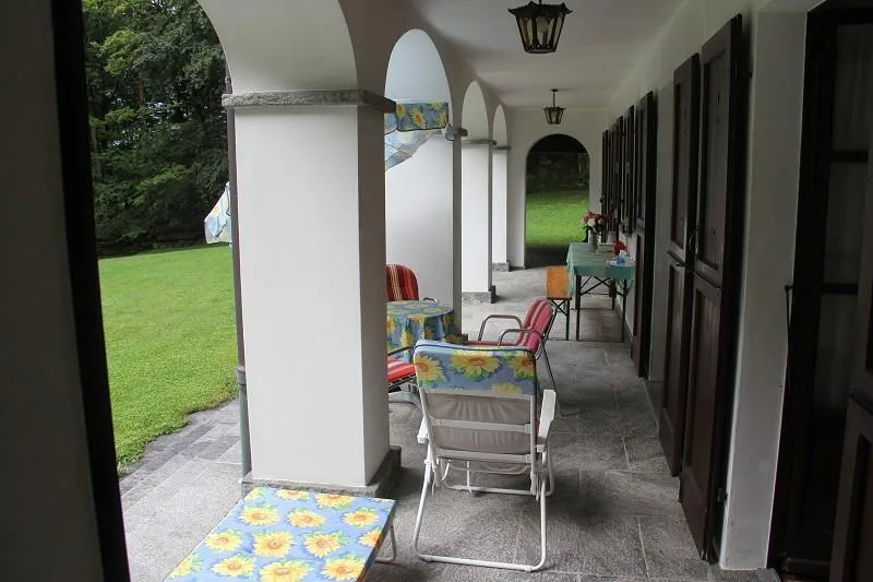 9 1/2-Zimmer-Herrschaftssitz mit grossem Umschwung / villa di 9 1/2...