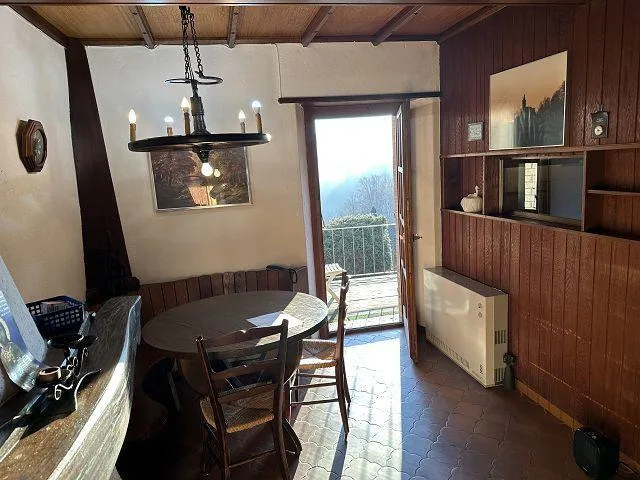 4-Zimmer Dorfhaus mit Garten an sehr ruhiger, sonniger Aussichtslag...