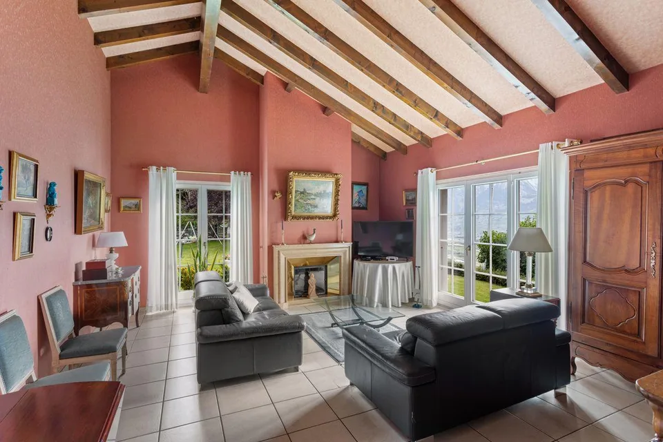 Schönes Haus, ideal für eine Familie