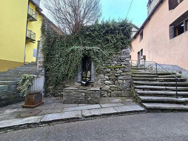 3 rustici da rinnovare con piccolo terreno, bella vista, soleggiata... – Foto 16 von 26