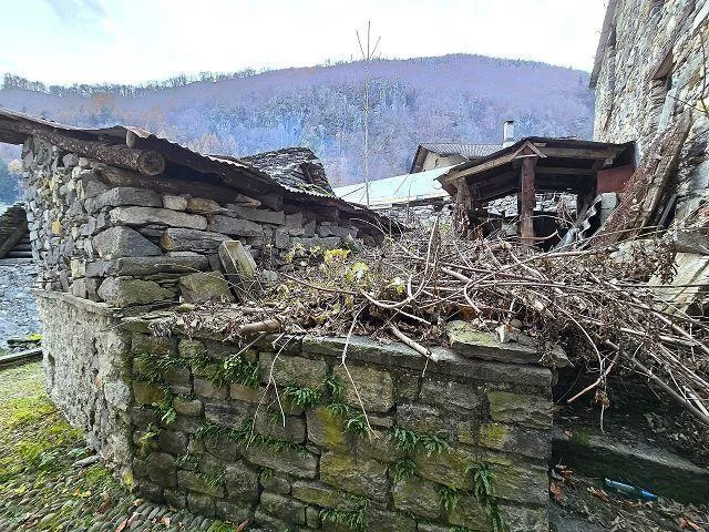 3 rustici da rinnovare con piccolo terreno, bella vista, soleggiata... – Foto 18 von 26