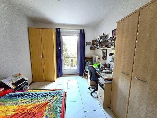 Bella casa di 5,5 loc. con grande terreno e autorimessa, bella vist... – Foto 11 von 30