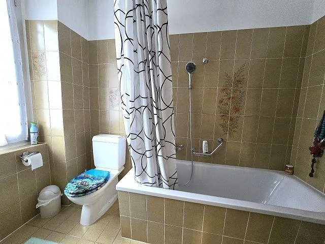 Bella casa di 5,5 loc. con grande terreno e autorimessa, bella vist... – Foto 16 von 30
