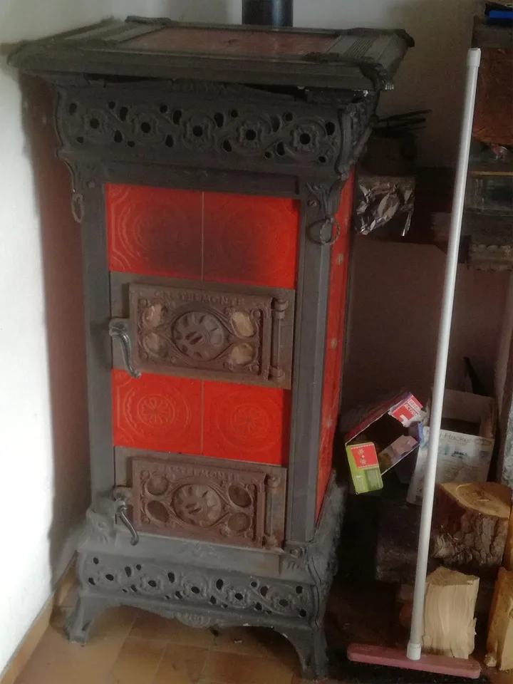 Haus zum renovieren in Monte Brè – foto 12 di 13