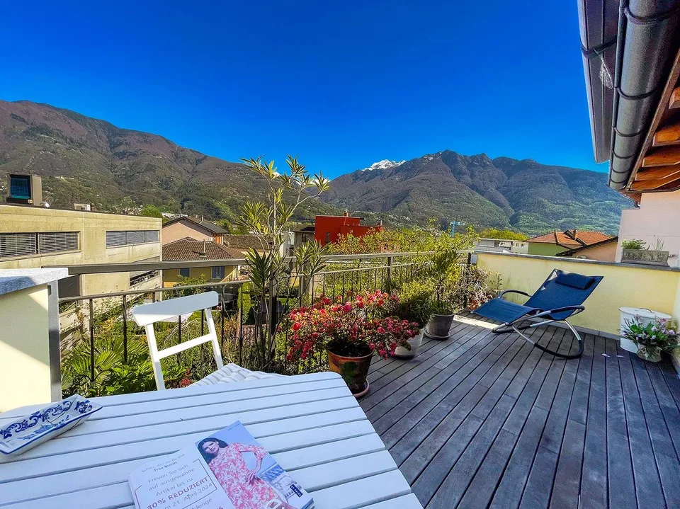 Casa unifamiliare rinnovata completamente, 5.5 locali con giardino ... – photo 6 sur 13