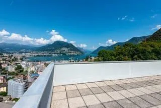 3 1/2-Zimmer-Wohnung mit Seeblick / appartamento di 3 1/2 locali co... – Foto 11 von 11