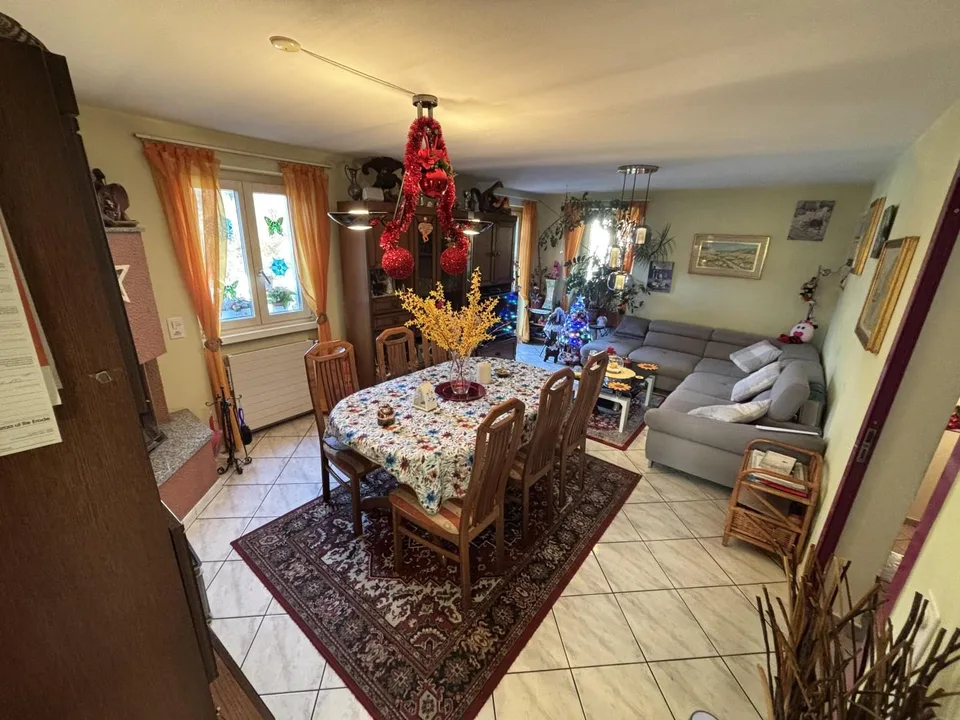 5 1/2-Zimmer-Dorfhaus mit Gemüsegarten / casa di 5 1/2 locali nel n... – Foto 10 von 23