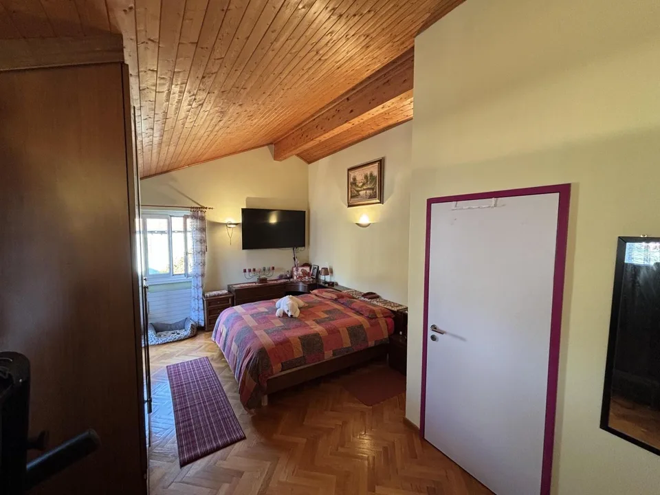 5 1/2-Zimmer-Dorfhaus mit Gemüsegarten / casa di 5 1/2 locali nel n...