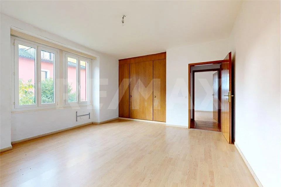Casa con 4 appartamenti – Foto 10 von 13