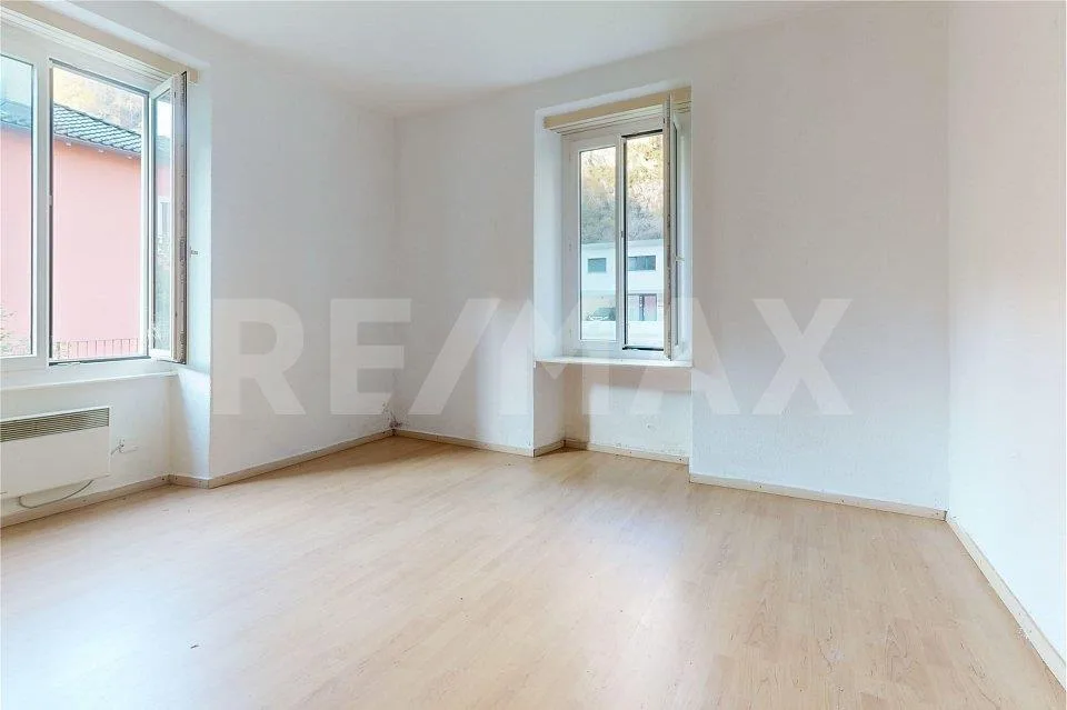Casa con 4 appartamenti – Foto 9 von 13