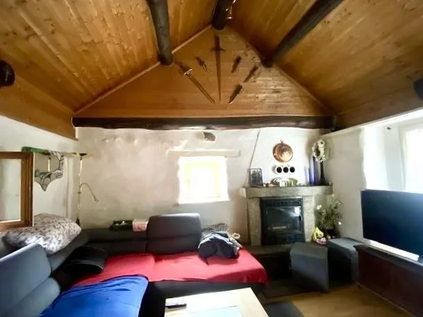 3 1/2-Zimmer-Rustico an sehr ruhiger, sonniger Aussichtslage / rust...