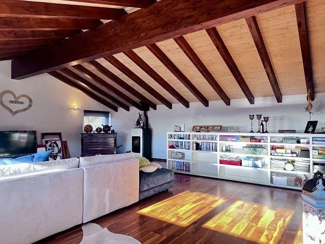 5 1/2-Zimmer-Villetta an sehr ruhiger, sonniger Aussichtslage / vil... – foto 12 di 30