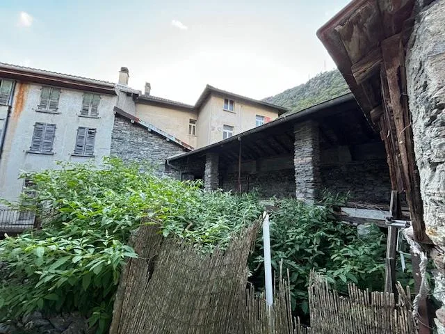 Casa Plurifamiliare Residenziale Commerciale da ristrutturare – photo 7 sur 9
