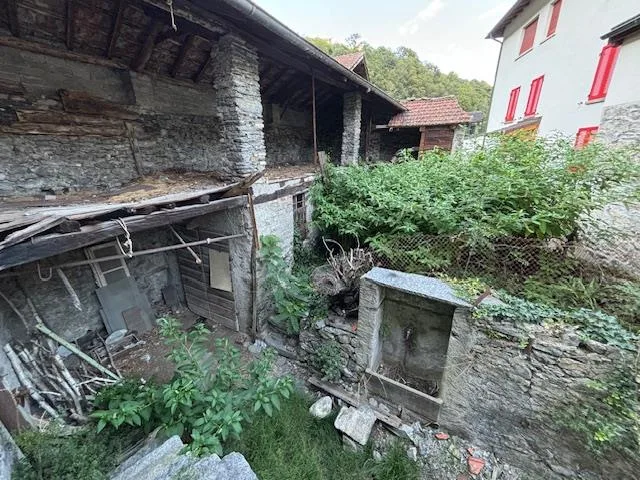 Casa Plurifamiliare Residenziale Commerciale da ristrutturare – photo 9 sur 9