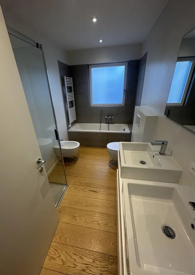NUOVO PREZZO- STRATEGICO 3,5 LOC. A LUGANO CON VISTA LAGO - ID 23625