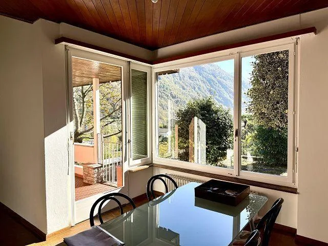 6 1/2-Zimmer-Dachwohnung mit Terrasse, Garten und separater Parzell...