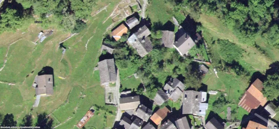 zwei Rustici zum Ausbauen an sehr ruhiger, sonniger Aussichtslage /... – foto 19 di 20