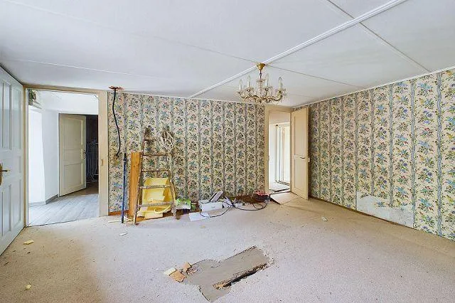 5-Zimmer-Haus mit Erweiterungsprojekt an ruhiger, sonniger Aussicht...