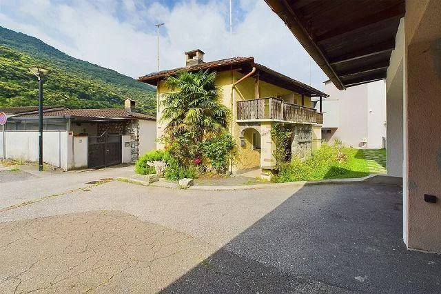 5-Zimmer-Haus mit Erweiterungsprojekt an ruhiger, sonniger Aussicht... – Foto 27 von 30