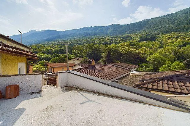 5-Zimmer-Haus mit Erweiterungsprojekt an ruhiger, sonniger Aussicht... – Foto 12 von 30